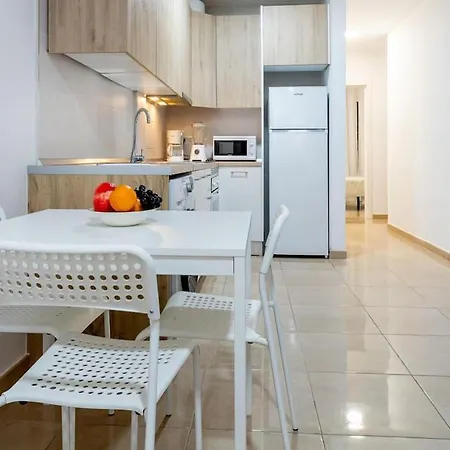 Appartement Carolina 8 *